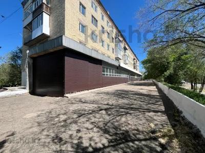 Свободное назначение, офисы, магазины и бутики, склады, общепит, салоны красоты, медцентры и аптеки, образование, кабинеты и рабочие места, студии · 35 м² за 150 000 〒 в Шахтинске