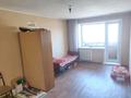 3-комнатная квартира, 63 м², 4/5 этаж, 6 микрорайон 2 за 19 млн 〒 в Караганде, Казыбек би р-н — фото 6
