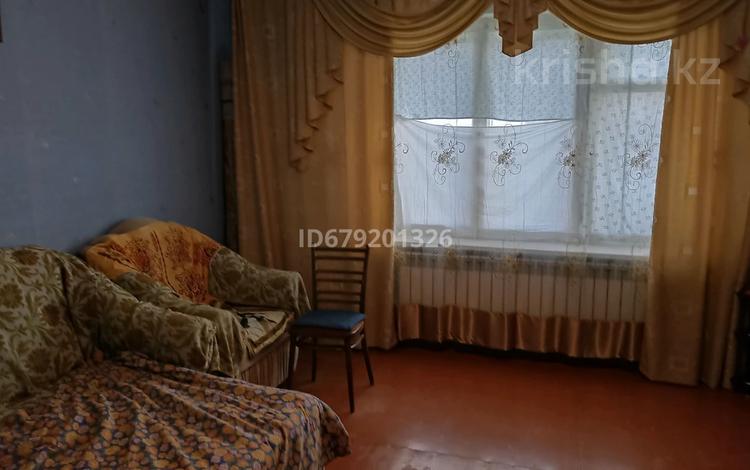 2-бөлмелі пәтер · 53 м² · 5/5 қабат, 6 мкр 6, бағасы: 4.5 млн ₸ в Шульбинске — фото 2