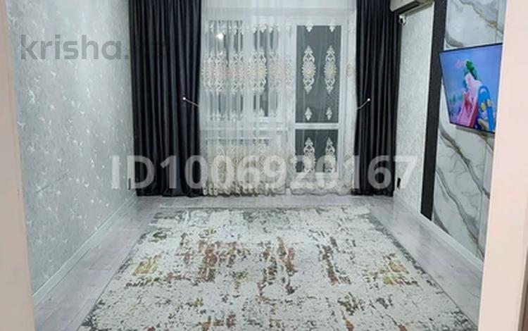 3-бөлмелі пәтер · 63 м² · 1/5 қабат, 10 11 — Возле 6 школы, бағасы: 26 млн ₸ в Аксае — фото 2