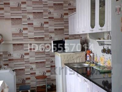 4-бөлмелі пәтер, 74 м², 1/1 қабат, Горького — Школа гимназия, бағасы: 27.5 млн 〒 в 