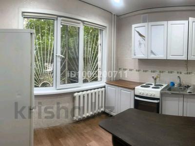 2-комнатная квартира · 54 м² · 1/5 этаж, Утепова 15 за 180 000 ₸ в Усть-Каменогорске, Ульбинский
