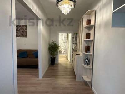 2-бөлмелі пәтер · 56 м² · 3/12 қабат, Самал 2 — Есть торг, бағасы: 64 млн ₸ в Алматы, Медеуский р-н
