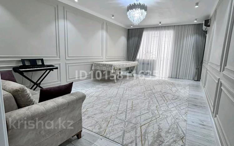 3-комнатная квартира · 100 м² · 6/10 этаж, мкр Нурсая, Т. Жумагалиева 10 за 46.5 млн ₸ в Атырау — фото 2