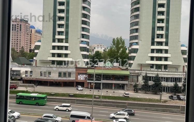 2 бөлме · 70 м² · 5 қабат, Самал-2 ш/а. 53, бағасы: 67 000 ₸ в Алматы, Медеуский р-н — фото 3