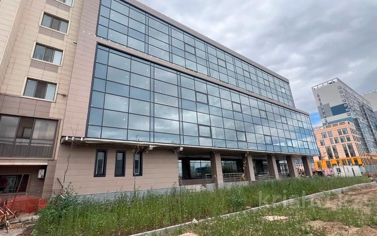 Еркін · 3318.9 м², бағасы: ~ 16.6 млн ₸ в Астане — фото 28