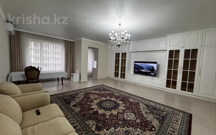 3-бөлмелі пәтер · 120 м² · 3/9 қабат, Сейфуллина — Макатаева, бағасы: 600 000 ₸ в Алматы, Алмалинский р-н — фото 3