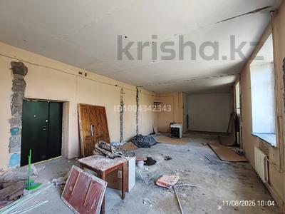 1-бөлмелі пәтер · 76.1 м² · 1/5 қабат, Тарабагатайская 61, бағасы: 4.5 млн 〒 в Семее