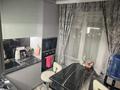 2-комнатная квартира · 48.4 м² · 5/5 этаж, мкр Айгуль — магазин Айгуль, UNISEV MEDICAL CENTER за 17.5 млн ₸ в Уральске — фото 2