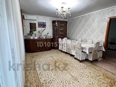 Жеке үй · 2 бөлме · 98 м² · 8 жүзд., Жанибек хана 102, бағасы: 23 млн ₸ в Актобе, мкр. Курмыш