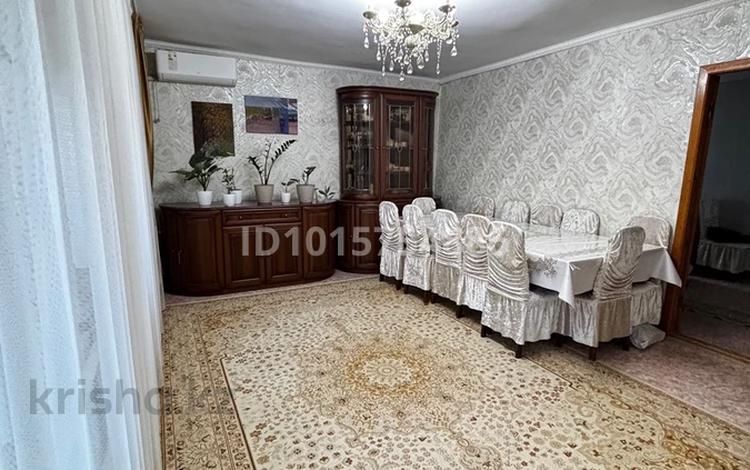 Жеке үй · 2 бөлме · 98 м² · 8 жүзд., Жанибек хана 102, бағасы: 23 млн ₸ в Актобе, мкр. Курмыш — фото 2