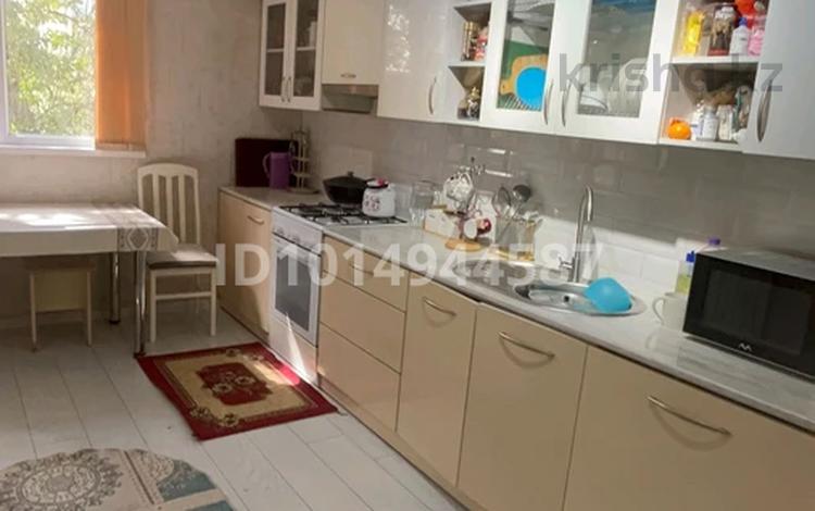 3-комнатная квартира · 54 м² · 3/5 этаж, мкр Восток 2 за 25 млн ₸ в Шымкенте, Аль-Фарабийский р-н — фото 2