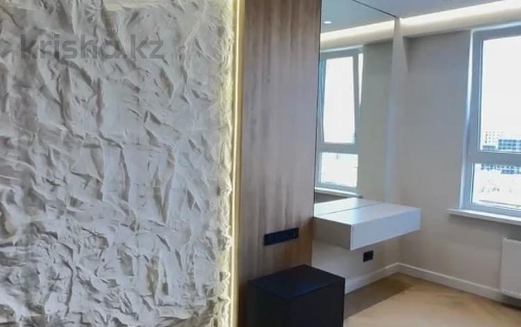 2-комнатная квартира · 79 м² · 11/15 этаж, Куаныша Сатпаева 82/1 за 105 млн ₸ в Алматы, Бостандыкский р-н — фото 5