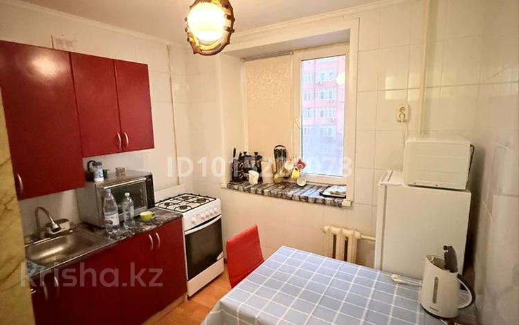 2-бөлмелі пәтер · 49 м² · 4/5 қабат, Ауэзова 29, бағасы: 150 000 ₸ в Атырау, мкр Жилгородок — фото 2