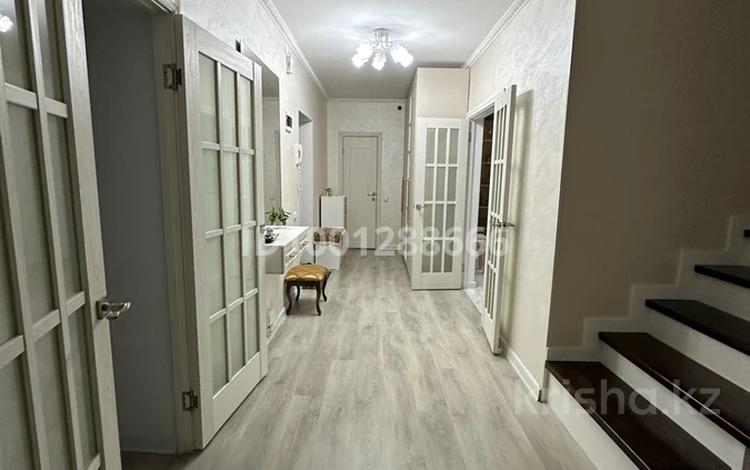 5-бөлмелі пәтер · 193 м² · 5/6 қабат, Курмангазы 1 — Ресторан Бунгало, бағасы: ~ 55.6 млн ₸ в Атырау, мкр Авангард-3 — фото 2