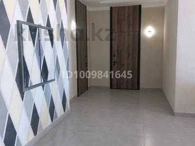 5-комнатная квартира · 244 м² · 3/3 этаж, Достык 20 за 33 млн 〒 в Актау, мкр Приморский