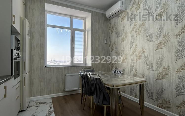 2-комнатная квартира, 67 м², 6/10 этаж, Улы Дала 37 — Казыбек Би