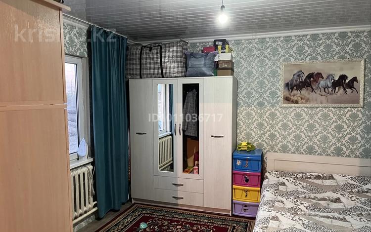 Жеке үй · 3 бөлме · 58 м² · 8 сот., Курмангазы 3 — В заезде населенный пункт маладежки на права и сразу налево и справа находится есть фото карты, бағасы: 16.5 млн ₸ в Жаркенте — фото 2