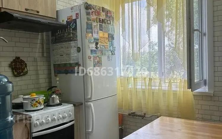 2-комнатная квартира · 44.7 м² · 2/5 этаж, Майкудук, 14й микрорайон за 13.5 млн ₸ в Караганде, Алихана Бокейханова р-н — фото 2