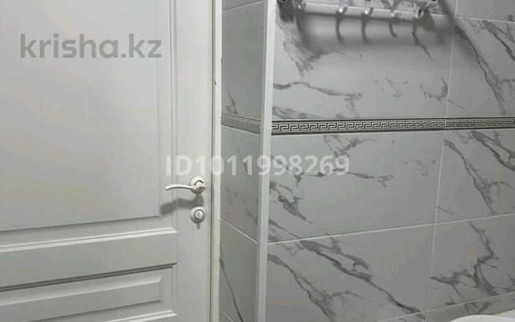 4-комнатная квартира · 83.4 м² · 2/2 этаж, Октябрьская ул. за 32 млн ₸ в Шымкенте, Абайский р-н — фото 2