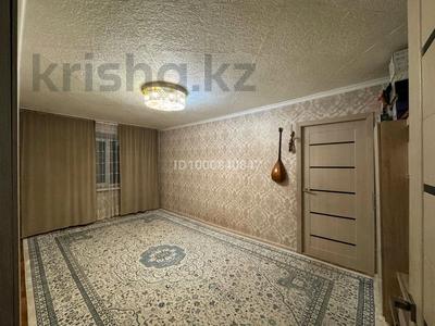 2-комнатная квартира · 44.5 м² · 1/5 этаж, Чернышевского — Рядом &quot;Пассаж&quot;супермаркет, аптеки,4 школа, поликлиника 4 ,садик Нурай за 5.8 млн 〒 в Темиртау