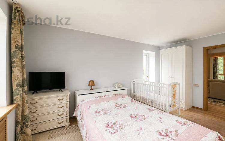 2-бөлмелі пәтер · 70 м² · 4/5 қабат, Чайкиной, бағасы: 63 млн ₸ в Алматы, Медеуский р-н — фото 5