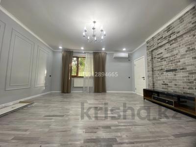 3-бөлмелі пәтер · 85 м² · 2/5 қабат, 8-й микрорайон, Аскарова 32А, бағасы: 36.5 млн ₸ в Шымкенте, Туран р-н