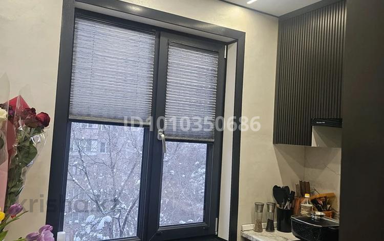 3-бөлмелі пәтер · 60 м² · 5/5 қабат, мкр Айнабулак-3 122, бағасы: 57 млн ₸ в Алматы, Жетысуский р-н — фото 2