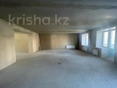 4-комнатная квартира · 153 м², Нурсултана Назарбаева за 50.5 млн 〒 в Петропавловске