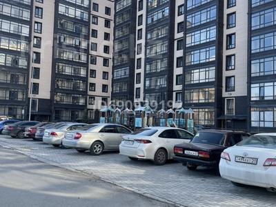 3-комнатная квартира, 105 м², 9/10 этаж, Самал за 35 млн 〒 в Уральске