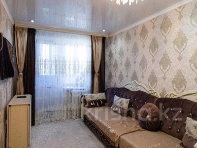 2-комнатная квартира, 40 м², 3/3 этаж, акын сара за ~ 11.8 млн 〒 в Талдыкоргане