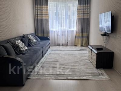 2-комнатная квартира · 58.4 м² · 2/12 этаж, мкр Дарабоз 17 — Напротив Алматы Арены за 17 000 ₸ в Алатауский р-н