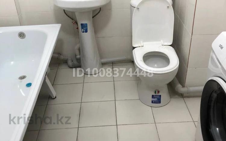 3-комнатная квартира · 91 м² · 11/12 этаж, Есим хан 27 за 130 000 ₸ в Туркестане — фото 2
