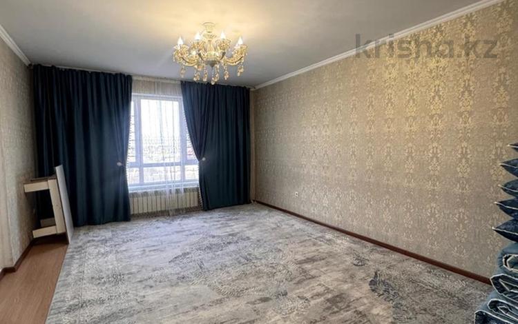 2-комнатная квартира · 65 м² · 8/9 этаж, мкр Аккент, мкр. Аккент за 35.5 млн ₸ в Алматы, Алатауский р-н — фото 2
