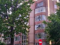 6-комнатная квартира · 227 м² · 5/6 этаж, Валиханова 115а за 230 млн 〒 в Алматы, Медеуский р-н