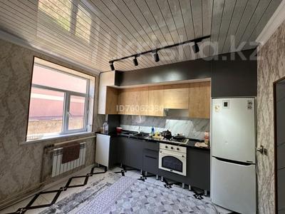 Часть дома · 5 комнат · 100 м² · 10 сот., мкр Наурыз 499 — Байдібек би бойында Гранд Береке напротив 2-ші үй за 65 млн 〒 в Шымкенте, Туран р-н