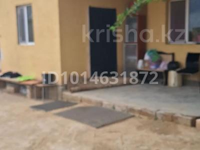 Жеке үй · 3 бөлме · 100 м² · 6 жүзд., Бесшокы 885/4, бағасы: 12 млн ₸ в Актау
