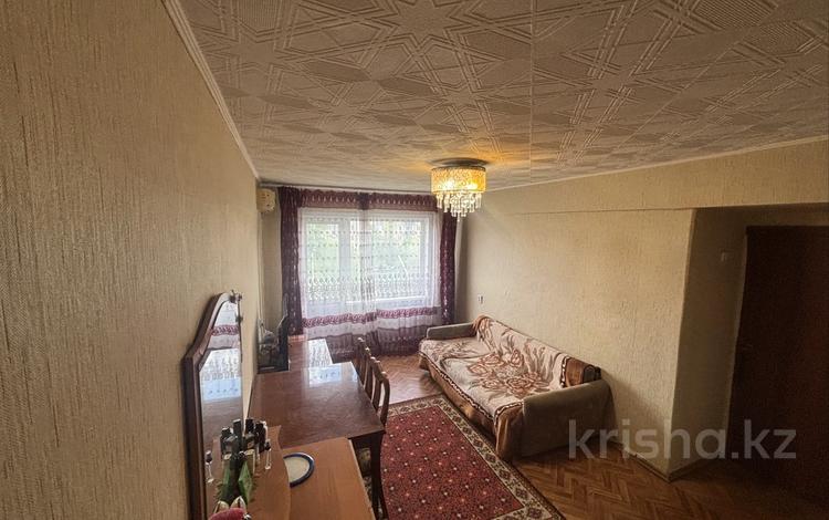 2-комнатная квартира · 41 м² · 4/4 этаж, просп. Нурсултана Назарбаева 49/1 за 15.9 млн ₸ в Усть-Каменогорске, Ульбинский — фото 2
