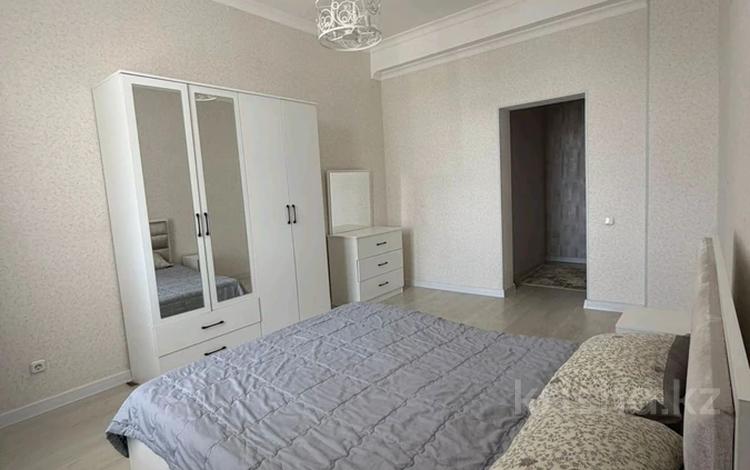 3-бөлмелі пәтер · 102 м² · 3/9 қабат, Нұрсәт ш/а 172Б, бағасы: 250 000 ₸ в Шымкенте, Каратауский р-н — фото 2