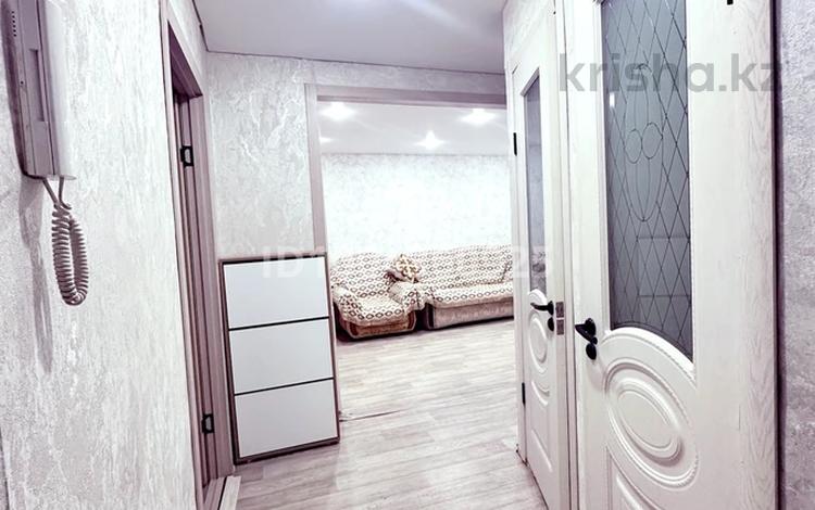 3-бөлмелі пәтер · 60 м², Энергетиков 40а — 12 школа, бағасы: 15 млн ₸ в Экибастузе — фото 11