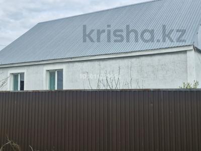Отдельный дом · 4 комнаты · 110 м² · 10 сот., мкр Жулдыз 2 за 25.5 млн ₸ в Уральске