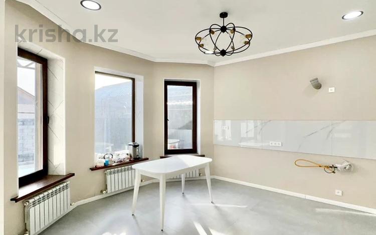 Отдельный дом · 4 комнаты · 147.5 м² · 6 сот., Аныракай 21 за 65 млн ₸ в Туздыбастау (Калинино) — фото 2