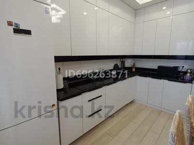 3-комнатная квартира · 85.7 м² · 4/5 этаж, мкр Юго-Восток за 45.5 млн 〒 в Караганде, Казыбек би р-н