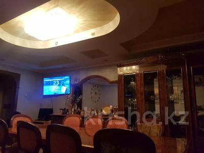 5-комнатная квартира · 116 м² · 1/5 этаж, Чайжунусова за 77 млн 〒 в Семее
