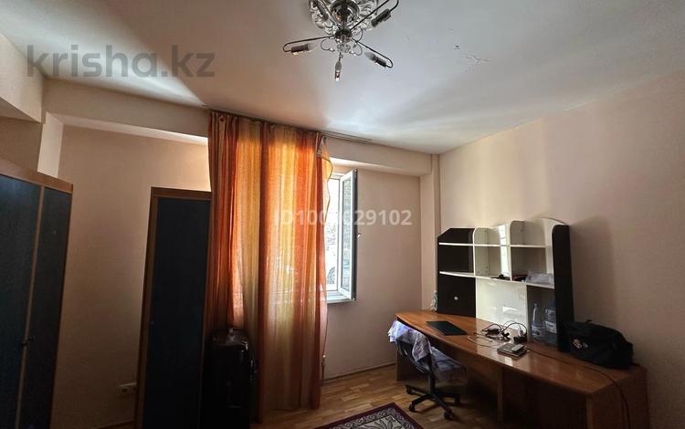 3-комнатная квартира · 102 м² · 1/9 этаж, Микрорайон Алтын Ауыл 1 за 33 млн 〒 в Каскелене — фото 2