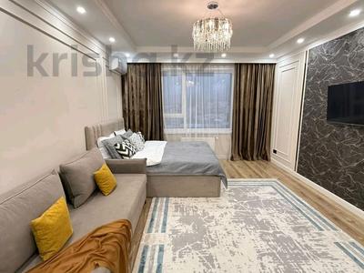 2-комнатная квартира · 80 м² · 12/17 этаж, Розыбакиева 320 за 47 000 ₸ в Алматы, Бостандыкский р-н