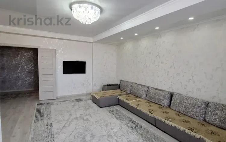 2-бөлмелі пәтер · 85 м² · 9/10 қабат, Казыбек би 38, бағасы: 36 млн ₸ в Усть-Каменогорске — фото 2