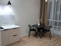 2-комнатная квартира, 40 м², 8/12 этаж помесячно, Кабанбай батыра за 280 000 〒 в Астане, Нура р-н — фото 3