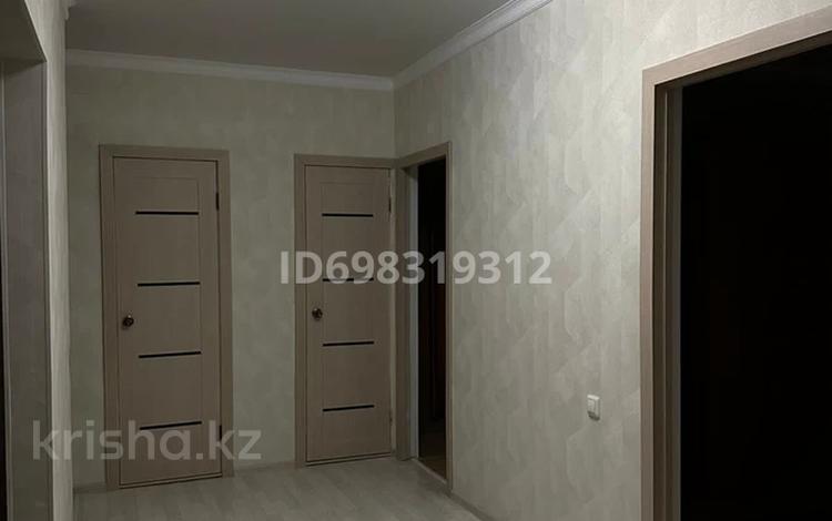 3-бөлмелі пәтер · 90 м² · 9/9 қабат, Болашақ ш/а. 129/2, бағасы: 150 000 ₸ в Актобе, мкр Болашак — фото 2