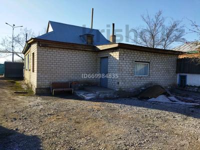 Отдельный дом · 5 комнат · 100 м² · 11 сот., Герцена — Дулатова за 35 млн 〒 в Астане, Сарыарка р-н